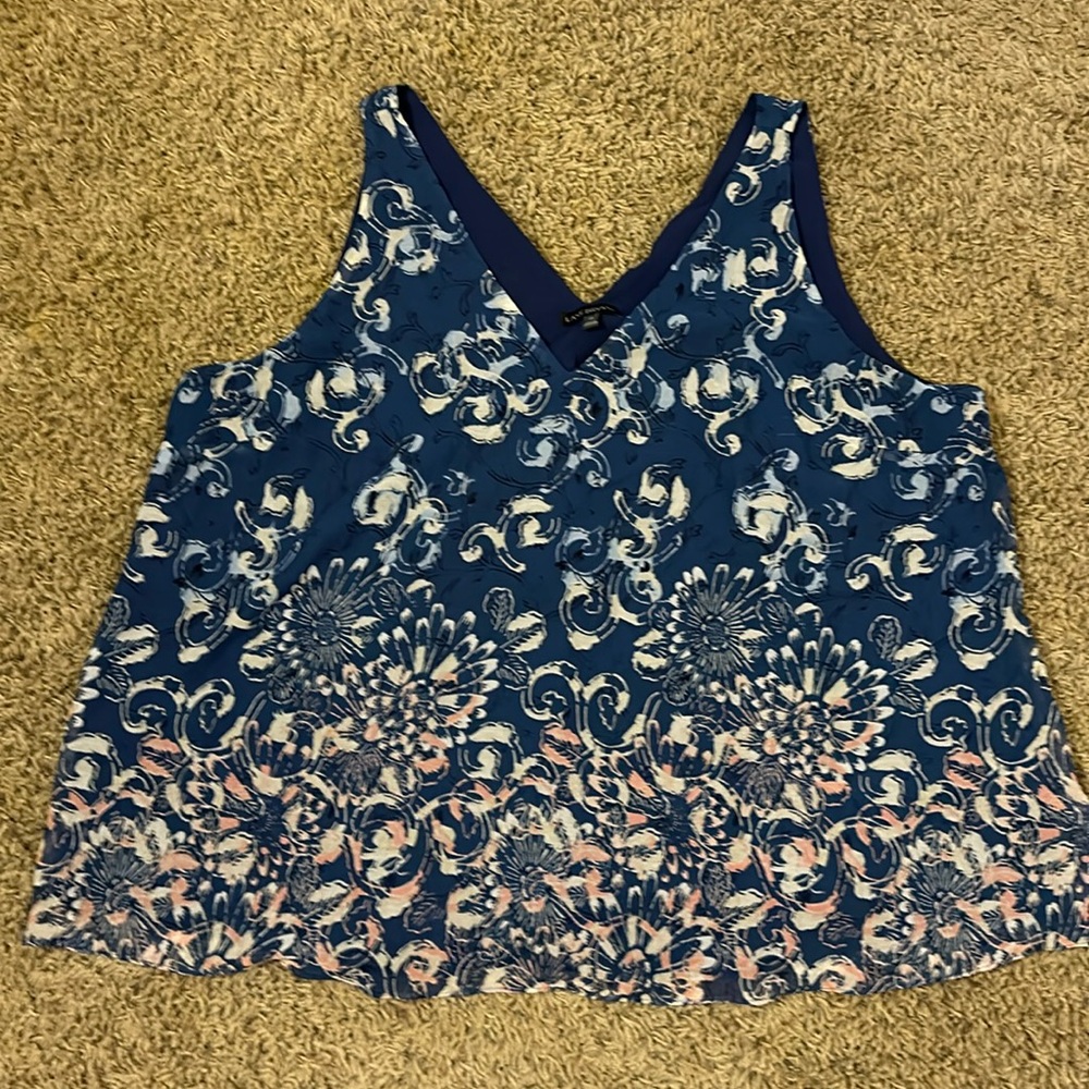 NWOT Lane Bryant Dress V Neck Tank Top. Navy with a floral pattern. Size…